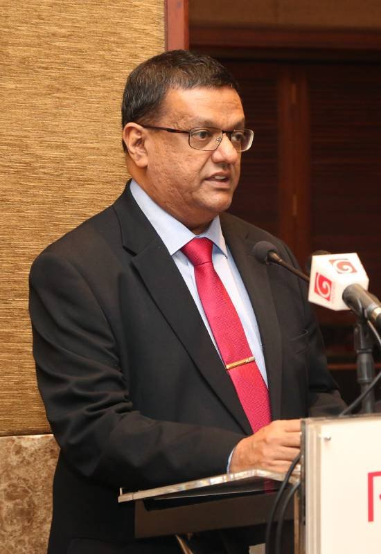 Mr. Maahen Kariyawasan